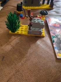 Lego - Pirates  - 1729 - Barnacle Bay Value Pack - 100% Complete - Instructions