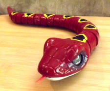 ZURU ROBIOTIC SNAKE TOY MOVES AND LIGHTS 17 1/2 INCHES LONG - 2 AAA BATTERIES