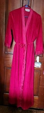 Vintage Vanity Fair Robe Womens Medium Wine Vandalure Soft Velvet Housecoat 