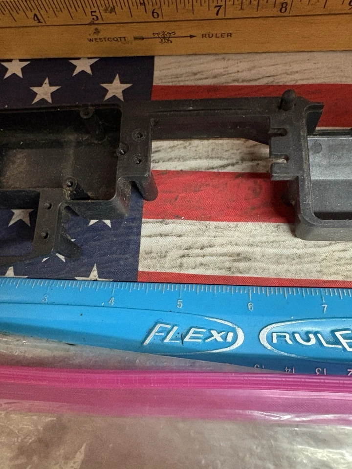 VINTAGE XTM RC CAR CHASSIS PARTS -PREOWNED- - Image 3 of 4