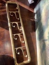 Art Deco Wandgarderobe aus Messing mit klappbaren Haken