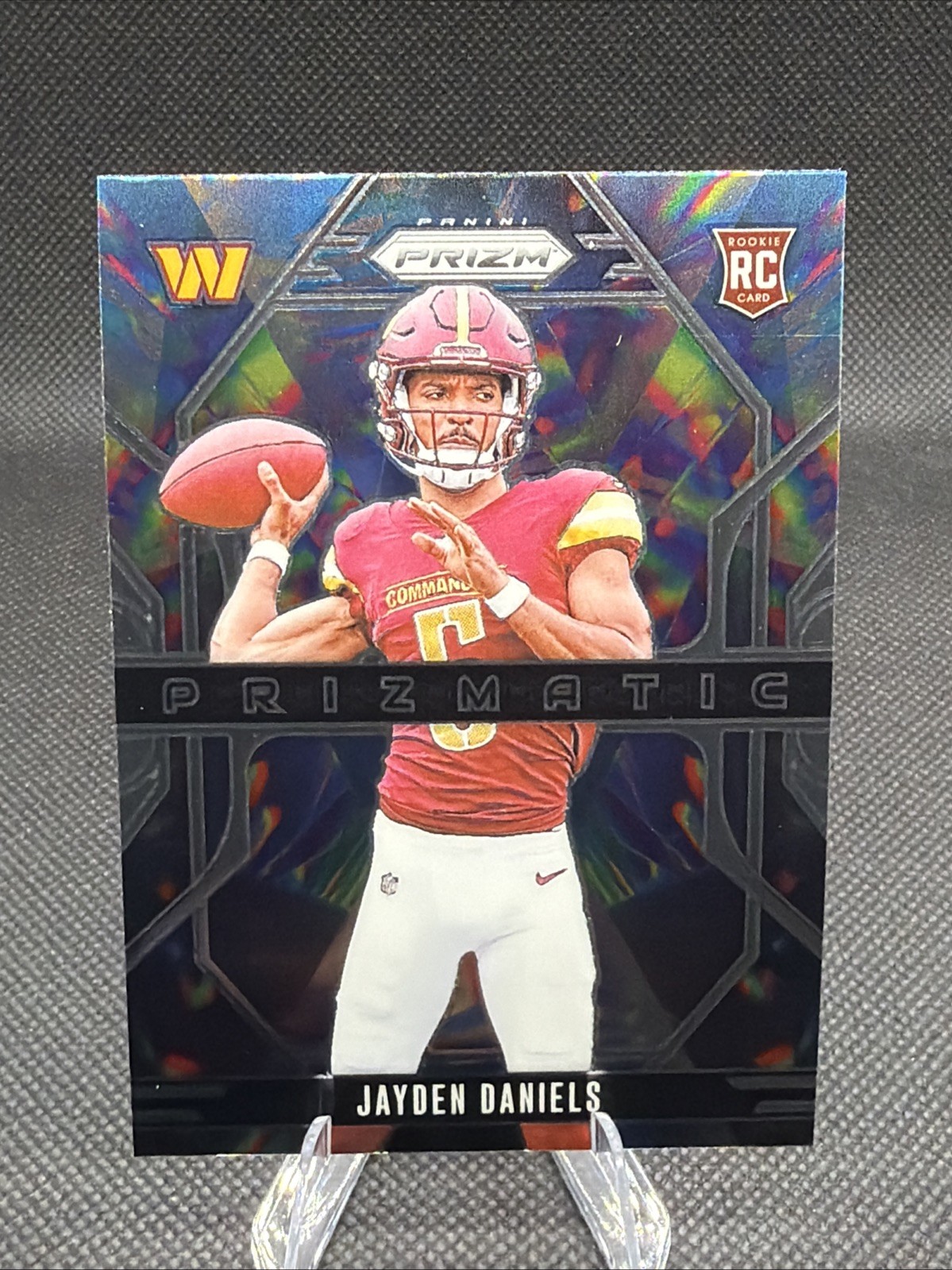 2024 Panini Prizm - Prizmatic Jayden Daniels #3 (RC)