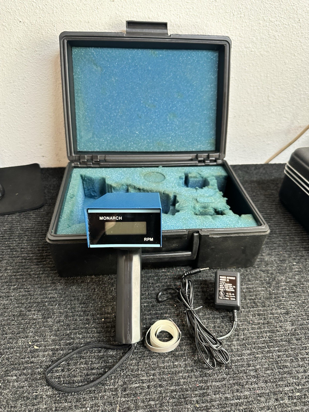 Monarch Instrument Optical Tachometer With Case And Power Cord