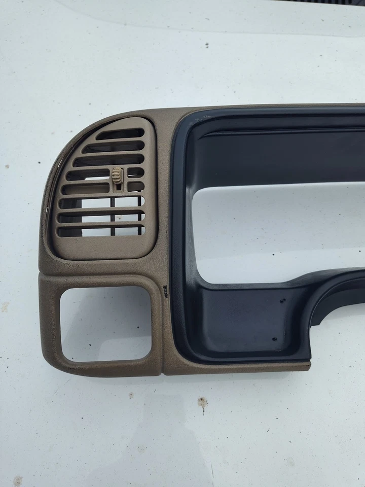 ✅ 1995-1998 Chevy GMC Silverado Sierra bronceado tablero moldura bisel OEM 96 97 instrumento  Foto 4 de 4
