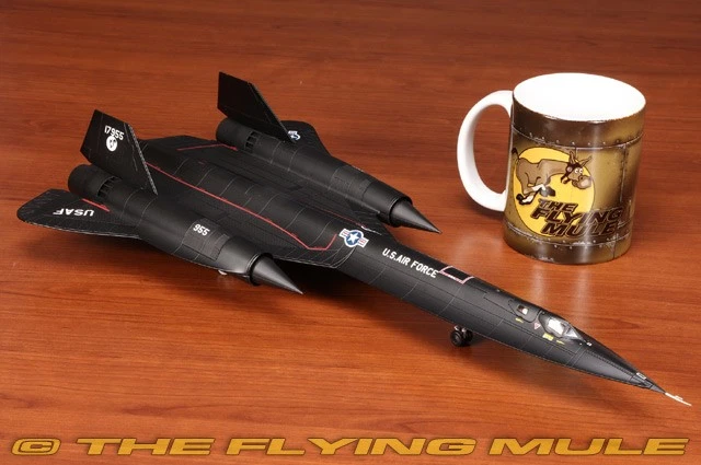 Century Wings 1:72 SR-71A Blackbird USAF Skunk Works - Image 4 of 4