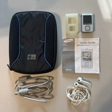 Vintage 2005 Samsung YP-T7J MP3 Player 1 GB