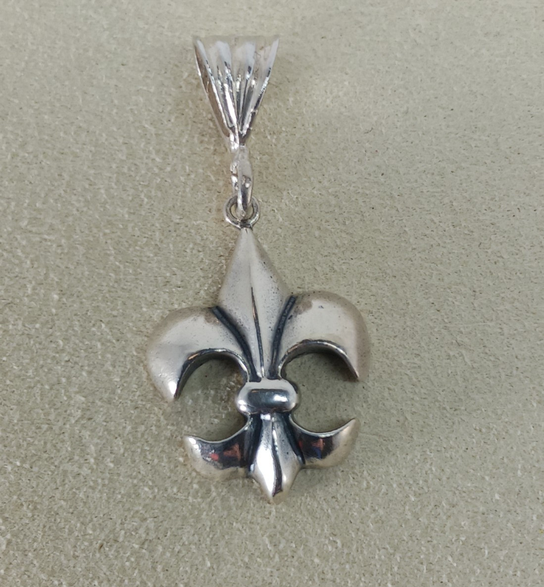 Classy Artisan Crafted Solid Cast Sterling Silver… - image 2