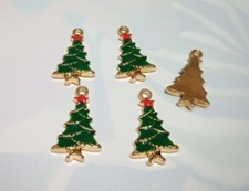 4pz ciondolo charm albero di Natale  metallo smaltato  26x15mm colore dorato