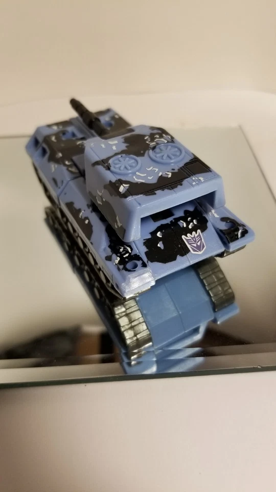 NICE Transformers Robots in Disguise RID Armorhide Tank - Image 4 of 4