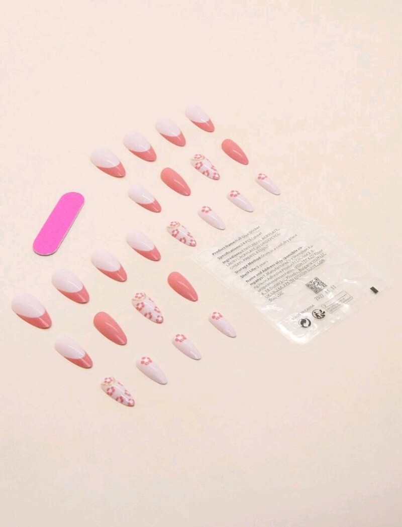 Uñas Postizas Decoradas❤