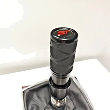 ST Alcantara leather STICK SHIFT GEAR KNOB FOR FORD FOCUS MK2 MK3 MK4 FIESTA 1.6