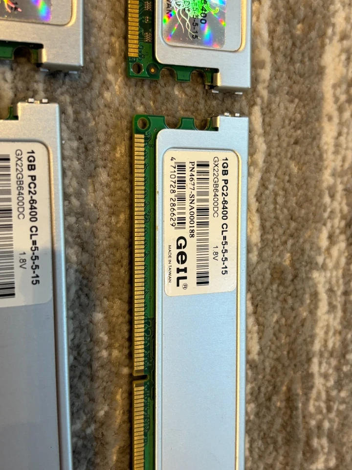 GEIL 6 x 1GB GX21GB6400LX/DC PC2-6400 DDR21.8V RAM Module (silver) - Image 2 of 4
