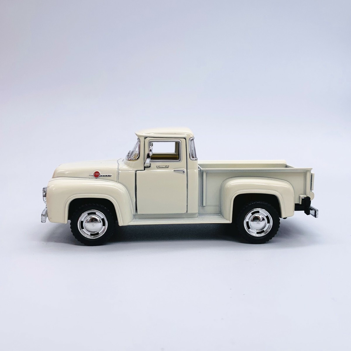 ミニカー FORD F-100PICKUP 1956 1956 Ford F-100 Pickup Truck - Matt Black 1:24 Model