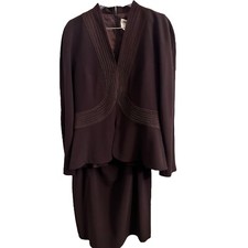 Daymor Couture Women's 12 Two Piece Skirt Suit MOB Wedding Guest Triacetate