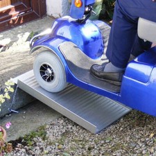 2/4/5FT Ramp Garage Kerb Door Ramps ATV Motorcycle Loading Ramp Aluminum Alloy