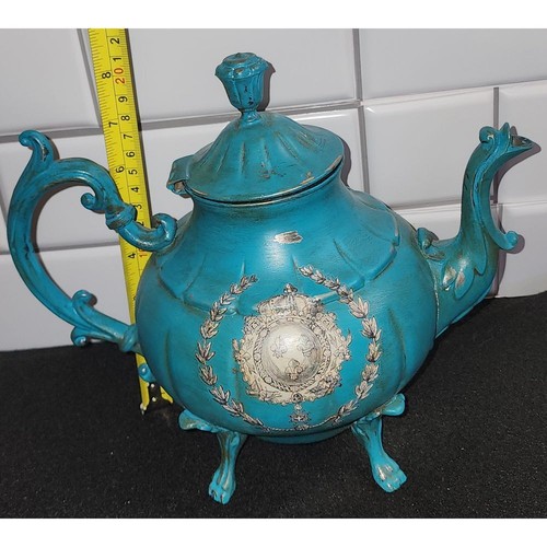 Vtg Repurposed Teapot Turquoise Blue Silver Royal Crest French Provincial Style - Picture 5 of 6