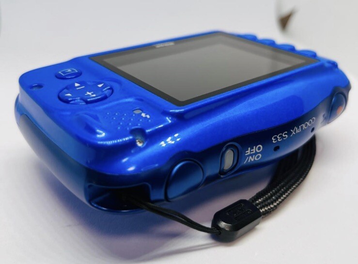 Nikon COOLPIX S33 13.17MP Digital Camera Marine Blue