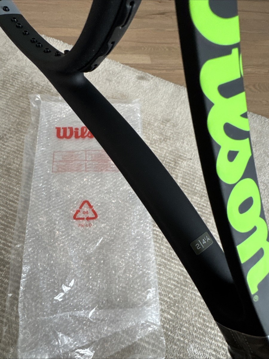 Wilson Pro Stock Blade 98 V7.0 (18X20) Matte Grip Size 4 1/4(L2