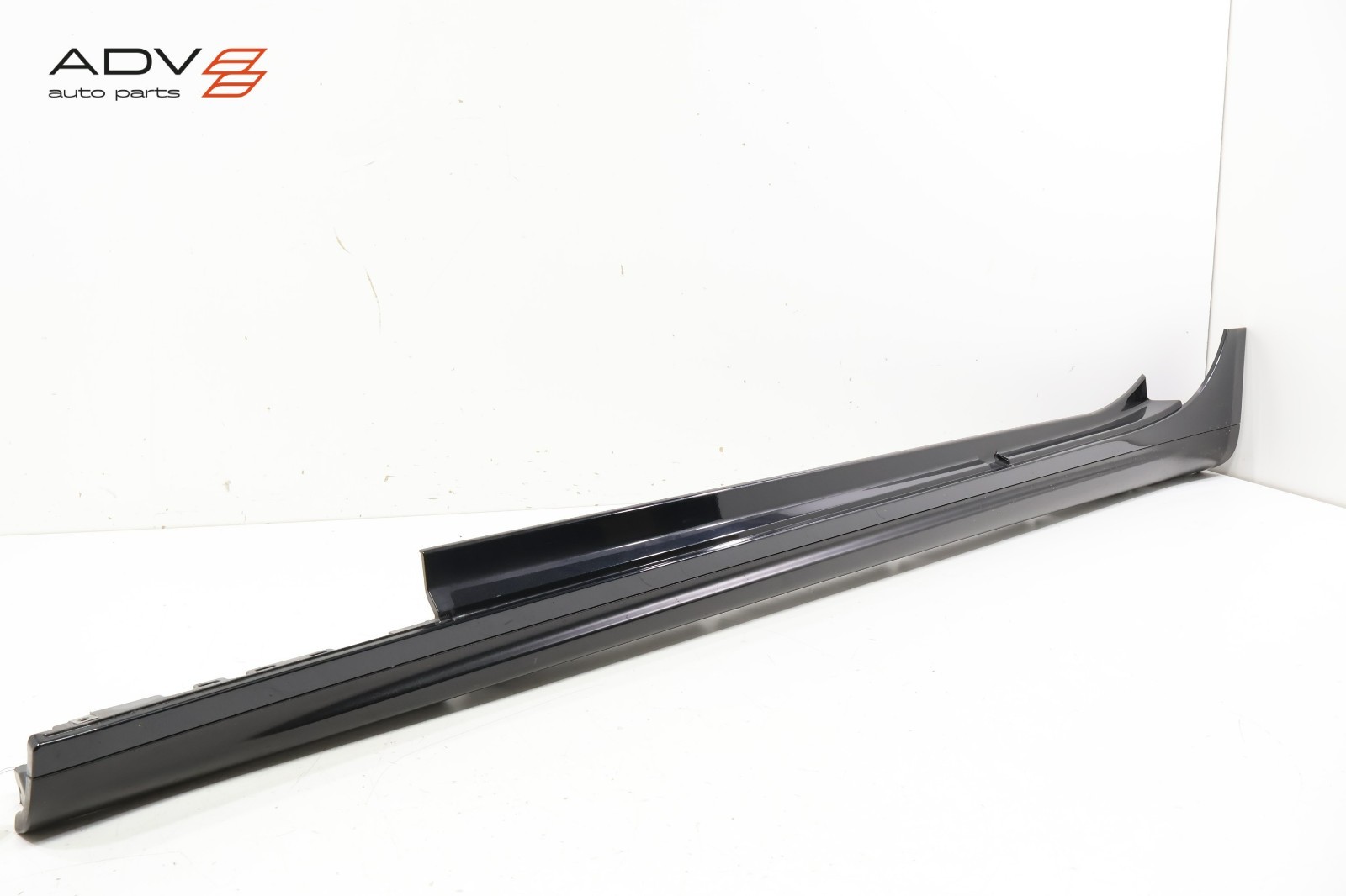 2014 - 2024 MASERATI GHIBLI LEFT DRIVER SIDE SKIRT ROCKER PANEL MOLDING OEM