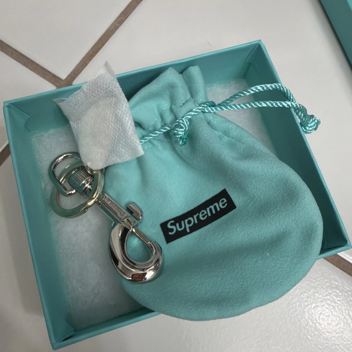 Supreme Tiffany & Co. Return to Tiffany Oval Tag Keyring. New | eBay