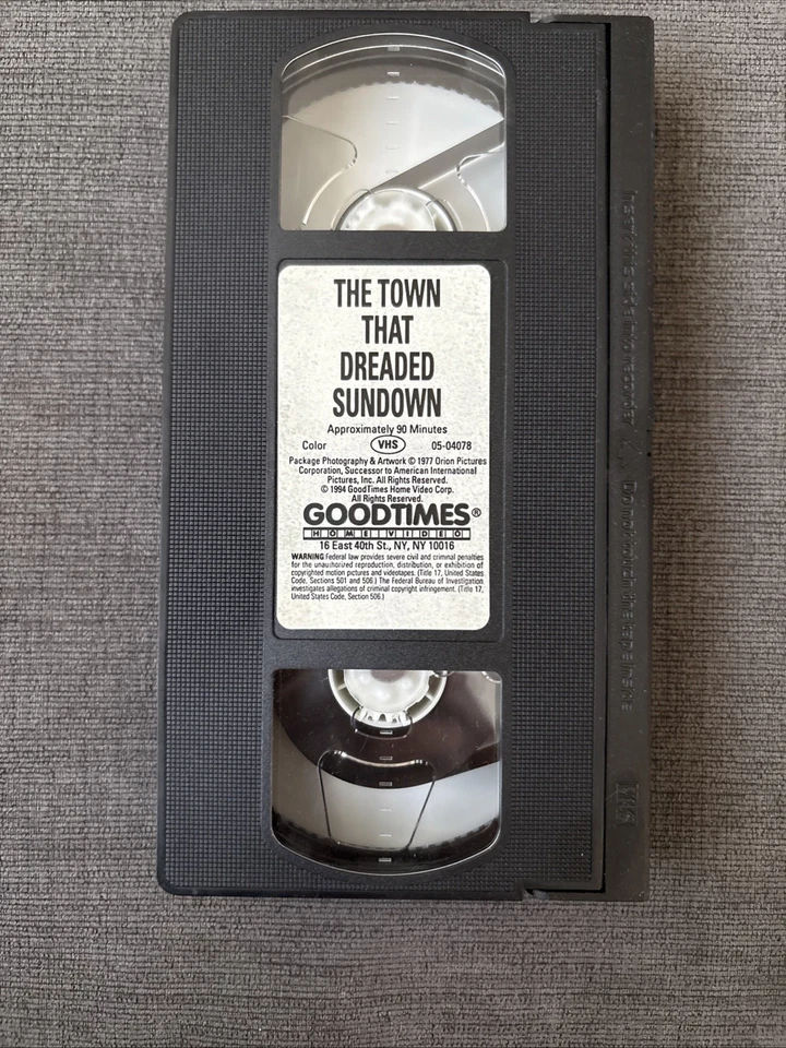 The Town That Dreaded Sundown (VHS, 1995) - Horror - Image 3 of 3