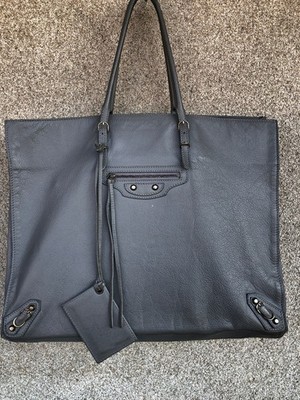 balenciaga tasche le city medium grau