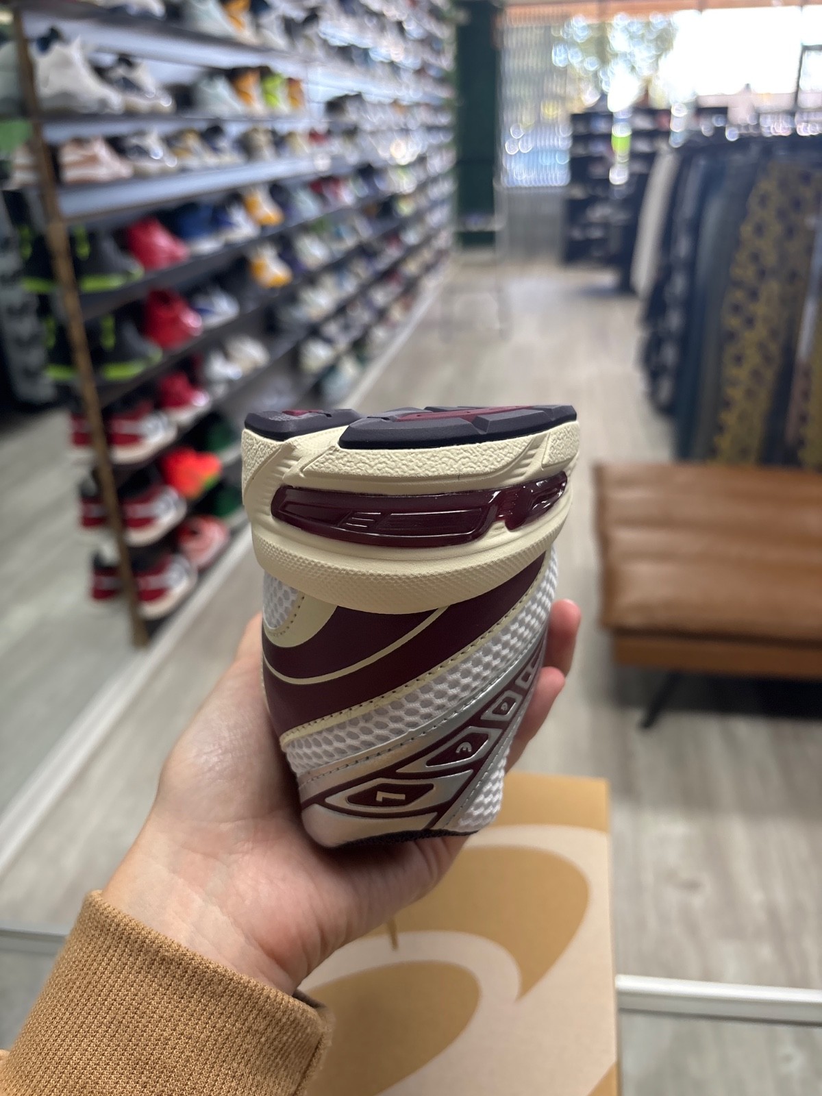 SIZE 10.5- ASICS GEL1130 White/Maroon Banner image 10