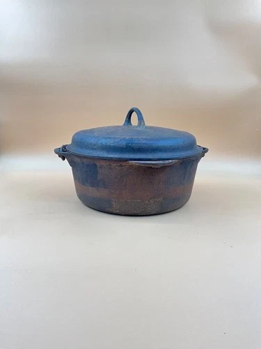 Griswold No. 8 Tite-top Dutch Oven W/lid Cast Iron Pot Kettle Bean