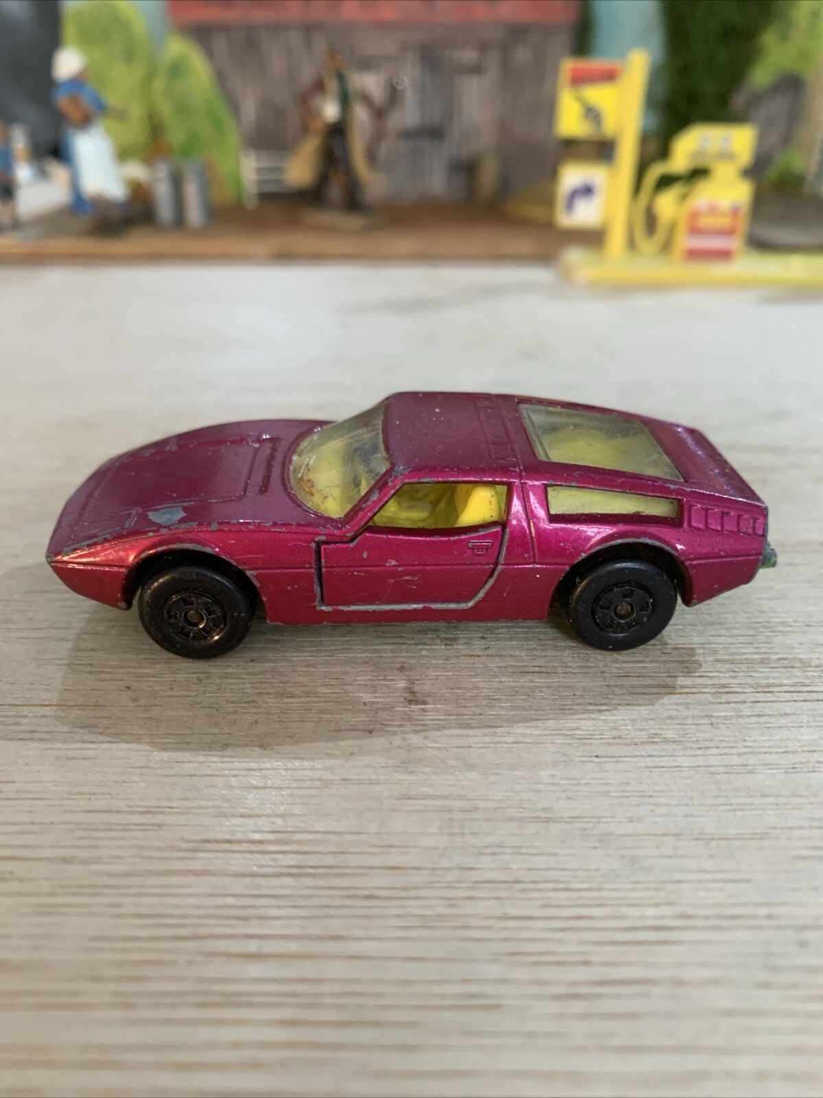 Matchbox Superfast Lesney No 32 Purple Maserati Bora with Opening Doors
