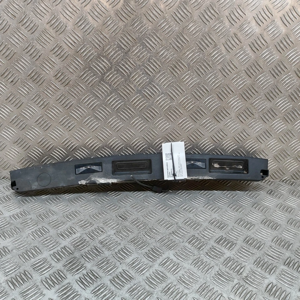 BMW 5 Gran Turismo F07 Nummernschildbeleuchtung Halter Verkleidung 7211221 2010 - Bild 1 von 4