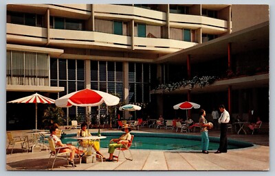 Postcard B 392, Hotel El Continental, Panama City, Pool side view, 1960s