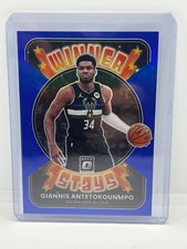 2021-22 Optic Giannis Antetokounmpo Blue Winner Stays Prizm Card /85 SP