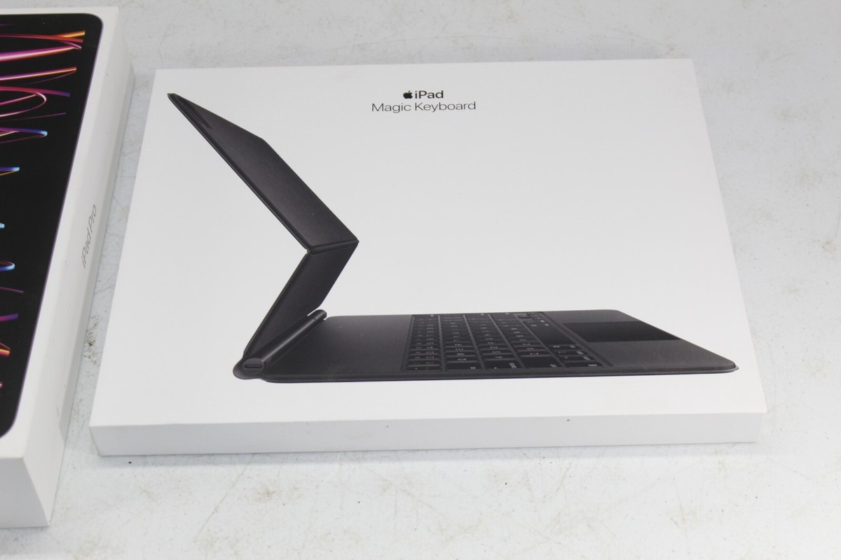 iPad Pro 12.9-inch Space Gray (6th Gen 512GB ) & iPad Magic