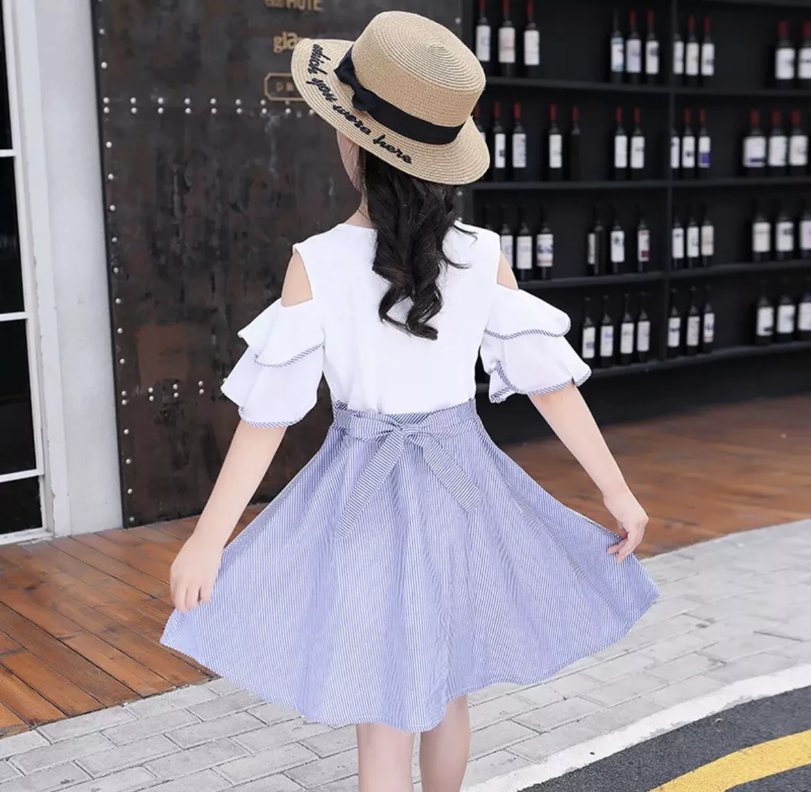 Stylish Dresses for Girls Online at Best Prices | Hopscotch