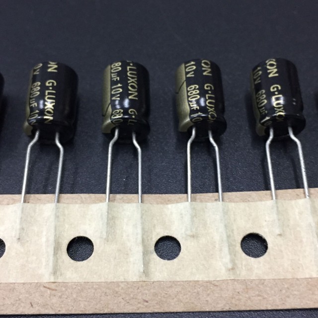 Конденсатор 10v 680uf