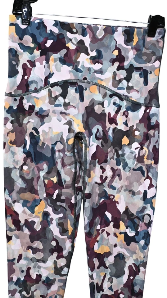 Spanx By Sara Blakely High Waist 7/8 Length Camo Printed Leggings Womens Size L - Image 2 of 4