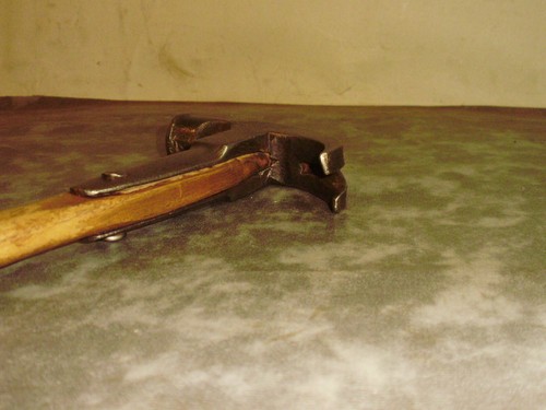 Vintage 14", 16oz ash handle No 2 strapped claw hammer - Picture 5 of 11