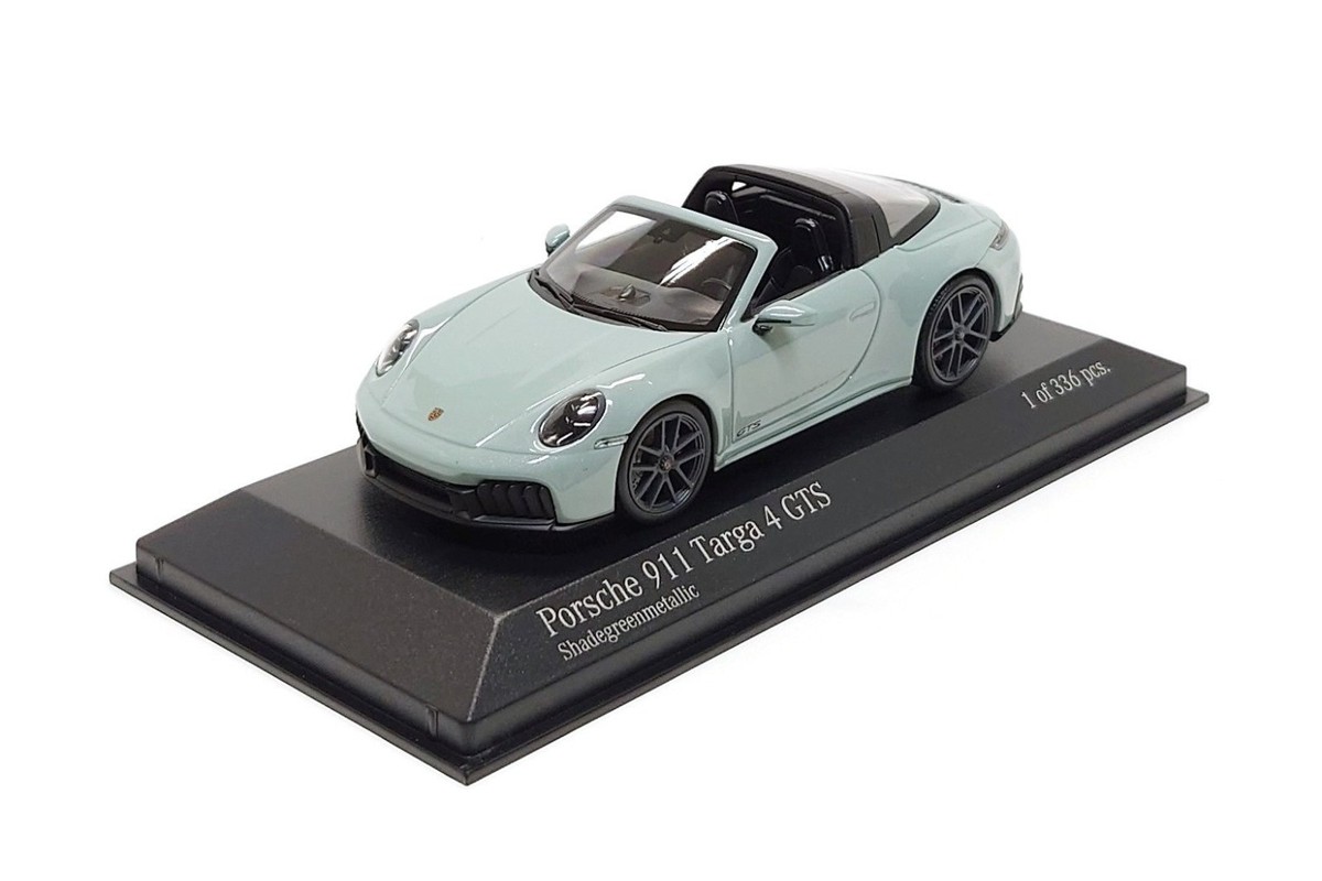 Minichamps 1:43 Porsche 911 Targa 4 GTS (992.2) in Shade Green