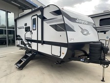 2026 Jayco Jay Feather Air 18FBS