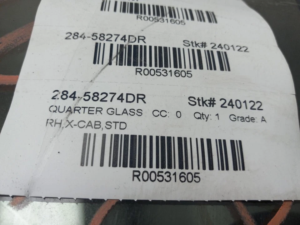 89-95 TOYOTA PICKUP PASAJERO CUARTO DERECHO CRISTAL CABINA EXTRA Foto 3 de 4