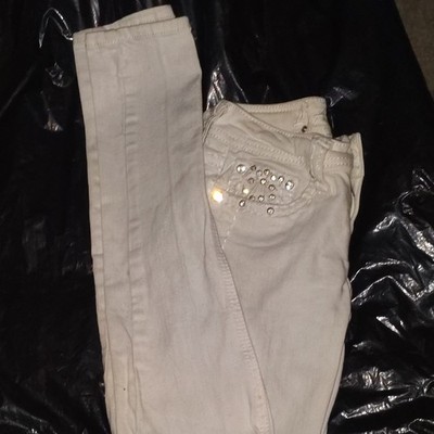 LA Idol Women s White Rhinestone Studded Skinny Jeans Light Wash 5-Pocket Zip