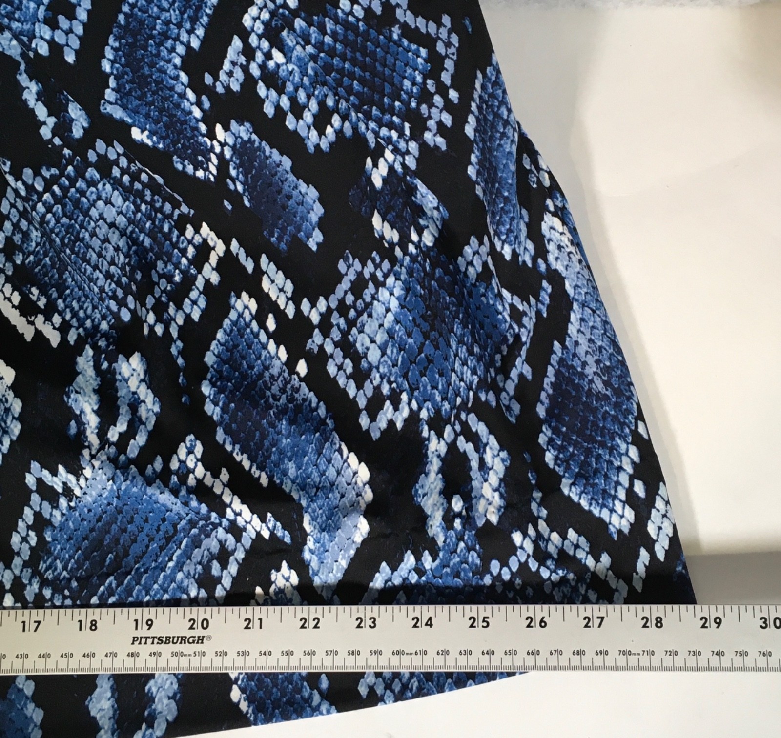 DR COLLECTION  Blue Python Print Sleeveless Women… - image 6