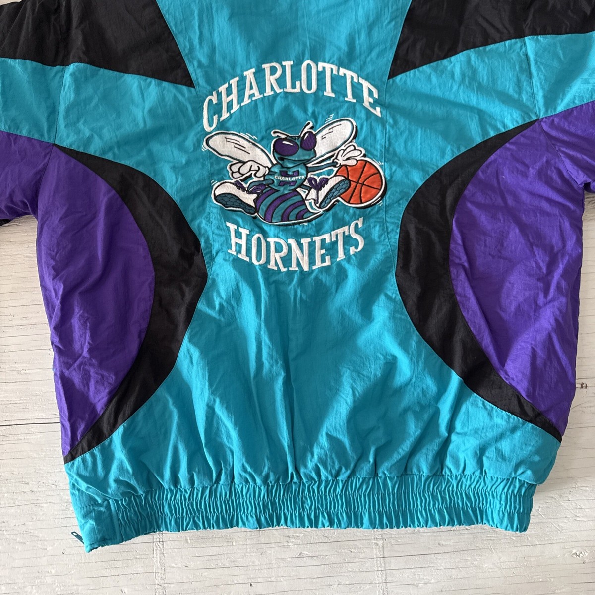 Vintage 90s NBA Reebok Charlotte Hornets 1/2 Zip Pullover Hooded