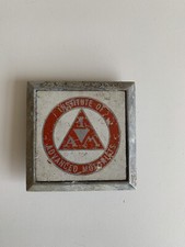 INSTITUTE OF ADVANCED MOTORISTS BADGE METAL-EMBLEM WORN