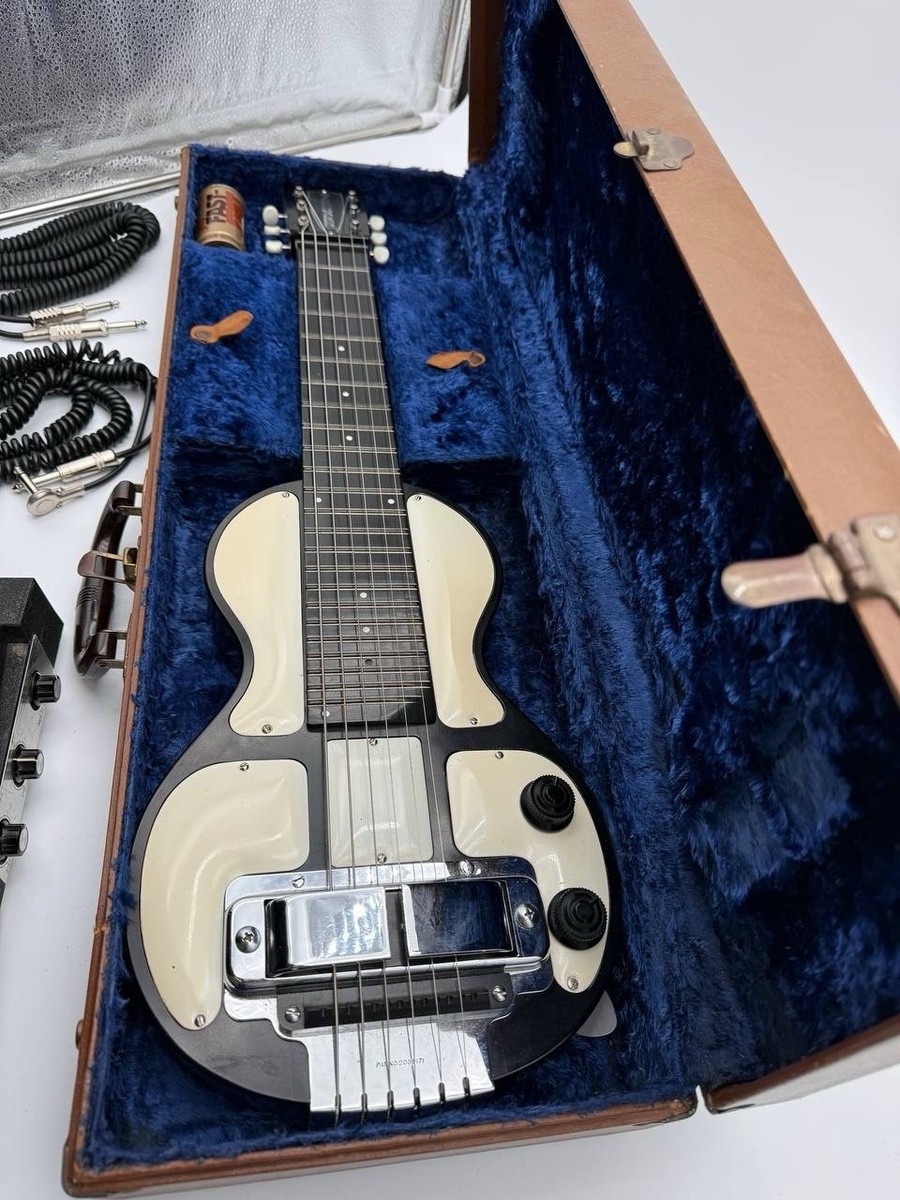 リッケンバッカー: PioneeroftheElectricGuitar Vintage Rickenbacker Electro Lap Steel Guitar 1950 (Original Case