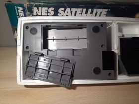 Nintendo NES Satellite Remote Control Module 4 Player Unit