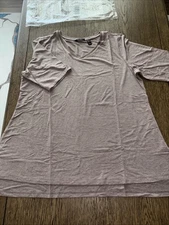 H by Halston Essentials Short-Sleeve V-Neck BROWN Hi-Low Hem Tunic Size L NEW