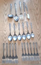 Rogers Co Stainless Japan 22 Piece Flatware Set- Dream Rose Pattern