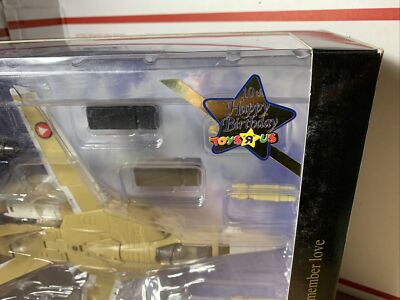 YAMATO 1/60 Macross Variable Fighter VF-1A Valkyrie Toys R Us