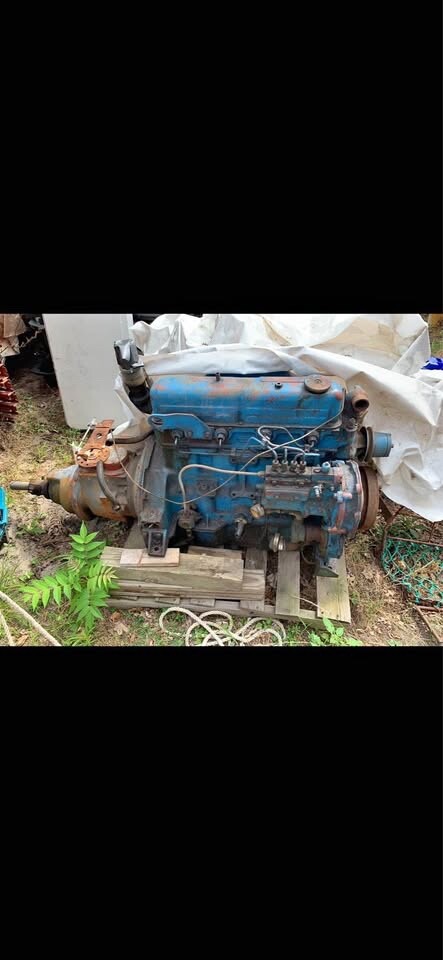 Moteur diesel marin image stock. Image du bleu, détail - 2046987